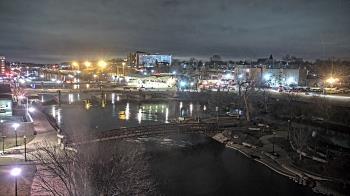 Weather camera view of City of Elgin.