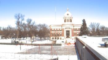 Weather camera view of Ellendale HS.