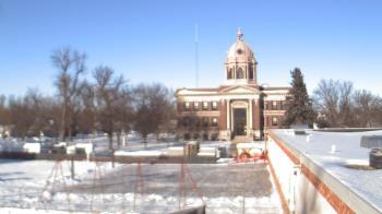 Weather camera view of Ellendale HS.