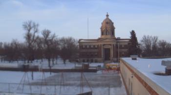 Weather camera view of Ellendale HS.