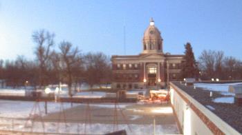 Weather camera view of Ellendale HS.