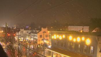 Weather camera view of Elizabethtown Public Library.
