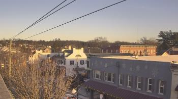 Weather camera view of Elizabethtown Public Library.