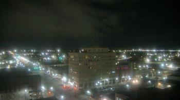 Weather camera view of First National Bank-Hutchinson.
