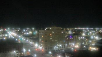 Weather camera view of First National Bank-Hutchinson.