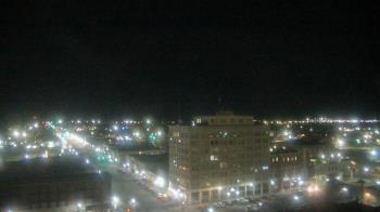Weather camera view of First National Bank-Hutchinson.