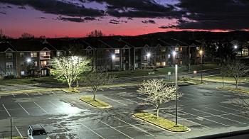 Weather camera view of Crestwood MS.