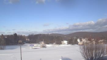 Weather camera view of Forest City Regional Jr Sr HS.