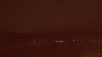 Weather camera view of Forest City Regional Jr Sr HS.