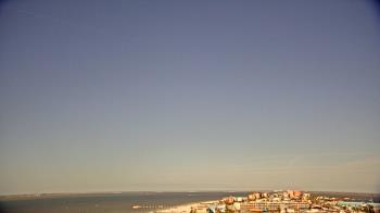 Weather camera view of DiamondHead & GullWing Beach Resorts.