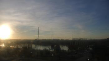 Weather camera view of Miss Lauras.