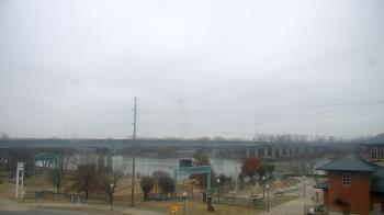 Weather camera view of Miss Lauras.