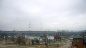 Weather camera view of Miss Lauras.