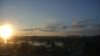 Weather camera view of Miss Lauras.