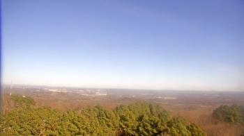 Weather camera view of Kessler Mountain.