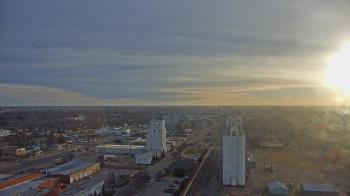 Weather camera view of Garden City Coop Inc - city center.