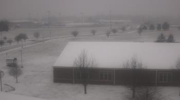 Weather camera view of Greensburg Cmty Schools.
