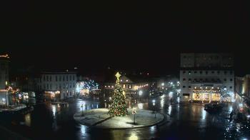 Weather camera view of Blue and Gray Bar and Grill.