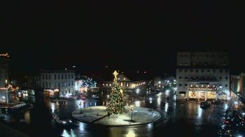 Weather camera view of Blue and Gray Bar and Grill.
