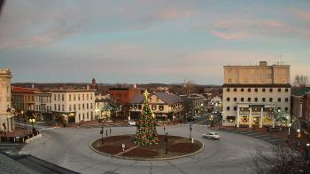 Weather camera view of Blue and Gray Bar and Grill.