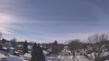 Weather camera view of Sibley East Middle and High School.
