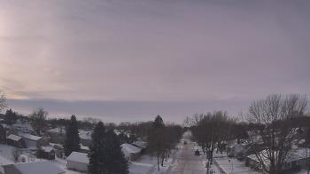 Weather camera view of Sibley East Middle and High School.