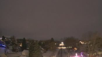 Weather camera view of Sibley East Middle and High School.