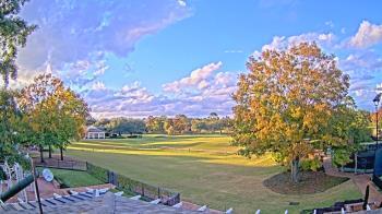 Weather camera view of Houston Country Club.