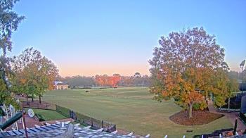 Weather camera view of Houston Country Club.