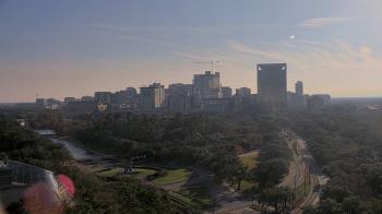 Weather camera view of Hotel ZaZa.