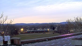 Weather camera view of Haverstraw Elementary School.