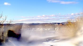 Weather camera view of Haverstraw Elementary School.