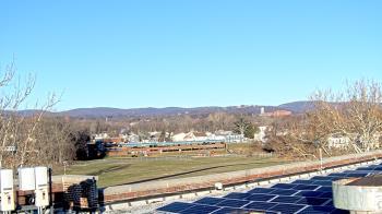 Weather camera view of Haverstraw Elementary School.