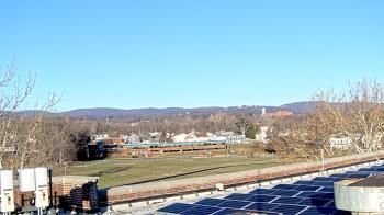 Weather camera view of Haverstraw Elementary School.