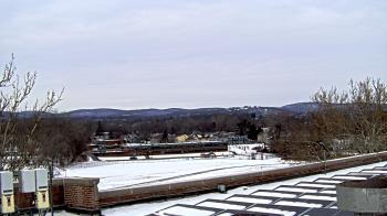 Weather camera view of Haverstraw Elementary School.