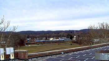 Weather camera view of Haverstraw Elementary School.