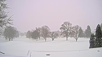 Weather camera view of Country Club of Indianapolis.