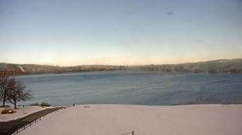 Weather camera view of John Wright Restaurant.