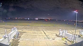 Weather camera view of Lake Charles Rgnl Arpt terminal bldg.