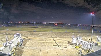 Weather camera view of Lake Charles Rgnl Arpt terminal bldg.