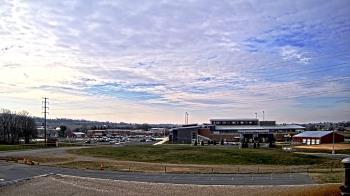 Weather camera view of Pequea Valley IS.