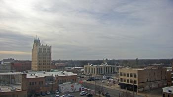 Weather camera view of KSAL Radio - Salina city.