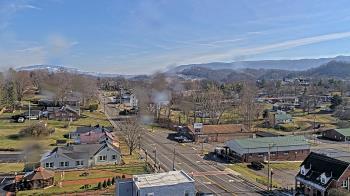 Weather camera view of Russell County Courthouse.