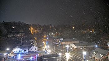 Weather camera view of Russell County Courthouse.