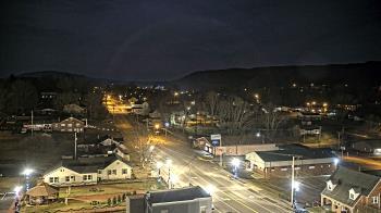 Weather camera view of Russell County Courthouse.