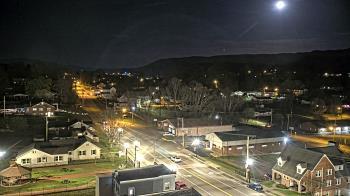 Weather camera view of Russell County Courthouse.