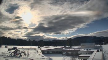 Weather camera view of Stuart M Townsend Elementary School.