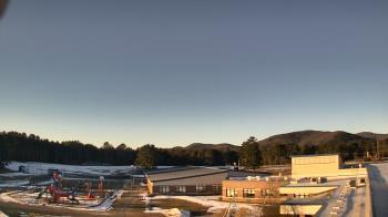 Weather camera view of Stuart M Townsend Elementary School.