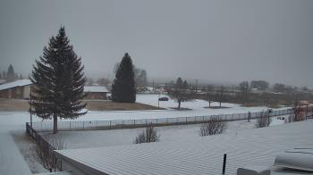 Weather camera view of Mackay Joint SD 182.