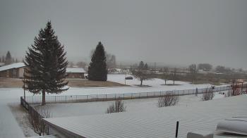 Weather camera view of Mackay Joint SD 182.